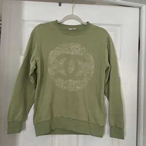Chanel Sweatshirt